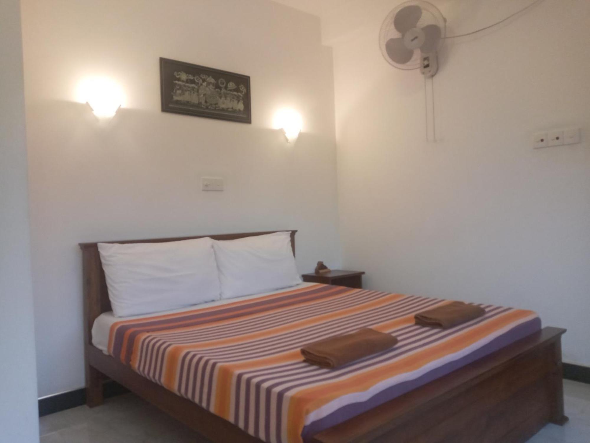 Kelum Homestay Kandy Exterior photo