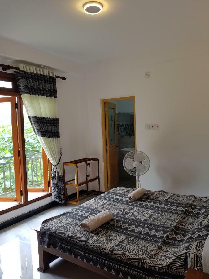 Kelum Homestay Kandy Exterior photo